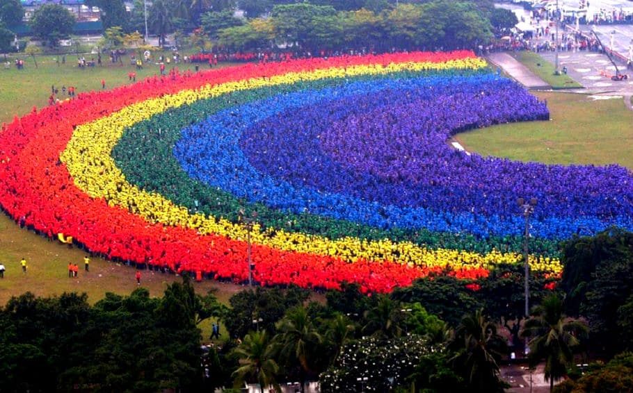 UNSW Sydney To Celebrate Mardi Gras With Human Rainbow Human Rainbow
