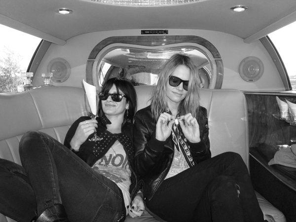 Leisha Hailey (r) and Camila Grey