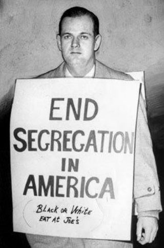bal-william-lewis-moore-wears-an-antisegregation-sign