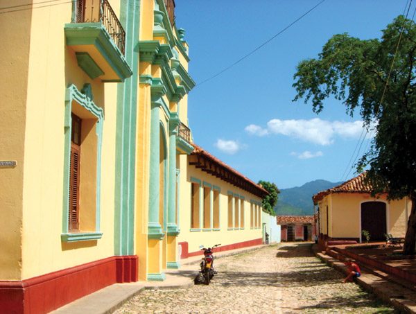 Street in El Mejunje