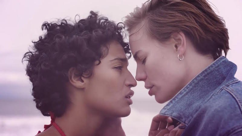 Indya Moore Makes Out With Lesbian Model Elliot Sailors 