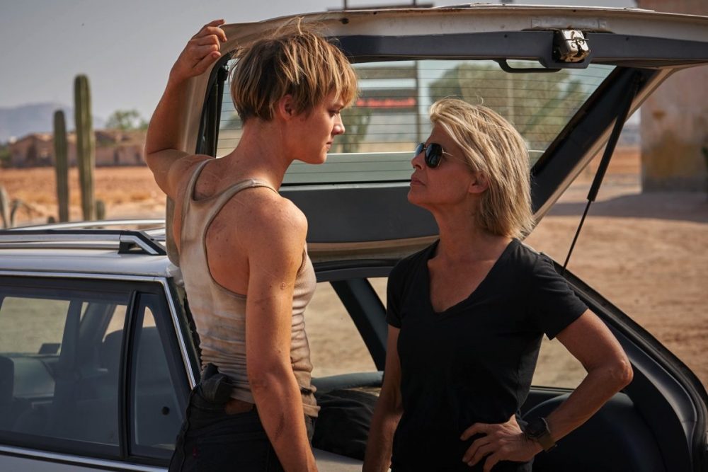 Mackenzie Davis (Grace) and Linda Hamilton (Sarah Connor)