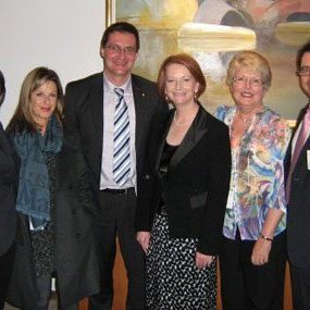 Gillard meets with gay advocates