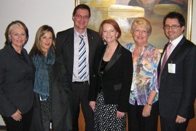 Gillard meets with gay advocates