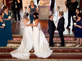 Jess and Kate Lawrenceon their wedding day