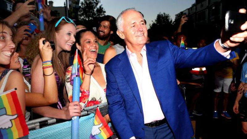 Malcolm Turnbull taking Selfies at Sydney Gay and Lesbian Mardi Gras