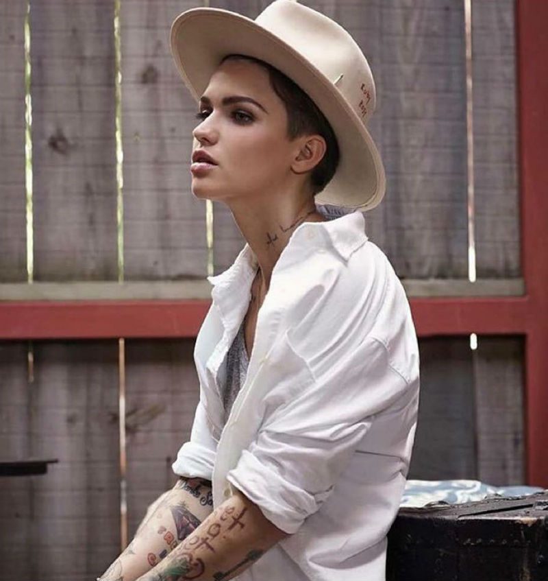 2016 Mardi Gras Parade Goes Gay For Ruby Rose
