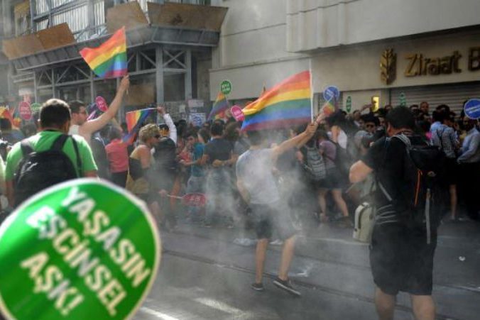 Turkish Government Must Respect and Protect LGBTI People's Right to Peaceful Assembly